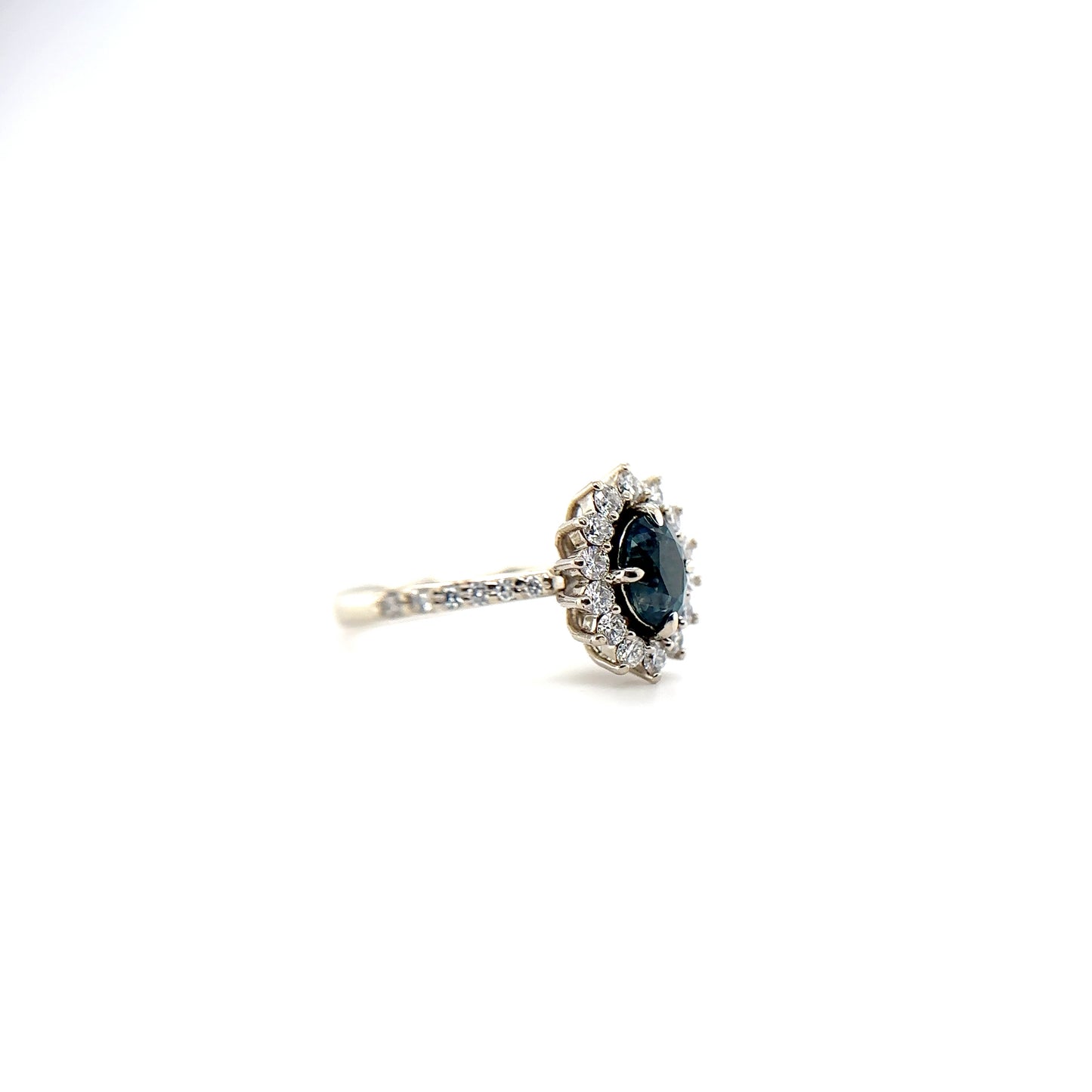 Sapphire Halo Basket 14k.