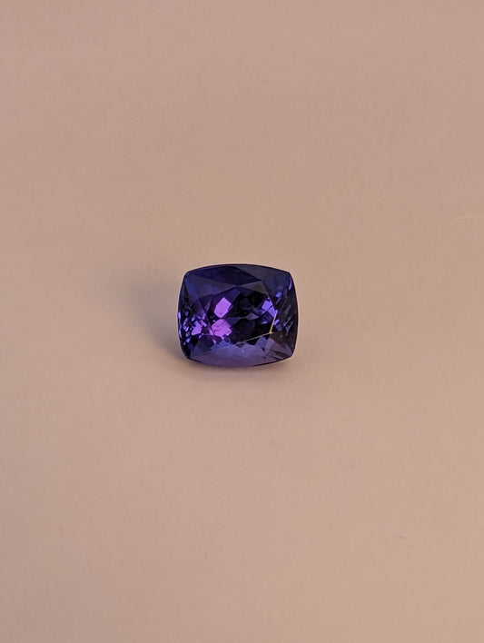 Tanzanite - Cushion 5.07 CT